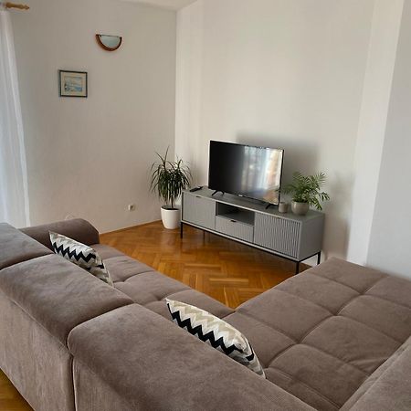 Apartmani Niks Makarska Eksteriør bilde